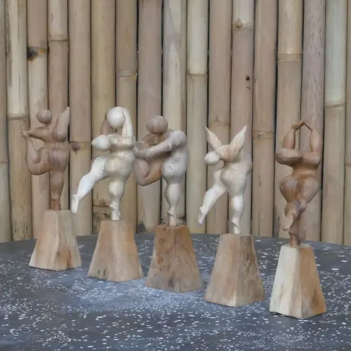 Product image of the product “Fat Lady, suar wood, in the sizes from 25 to 40cm, different models ”